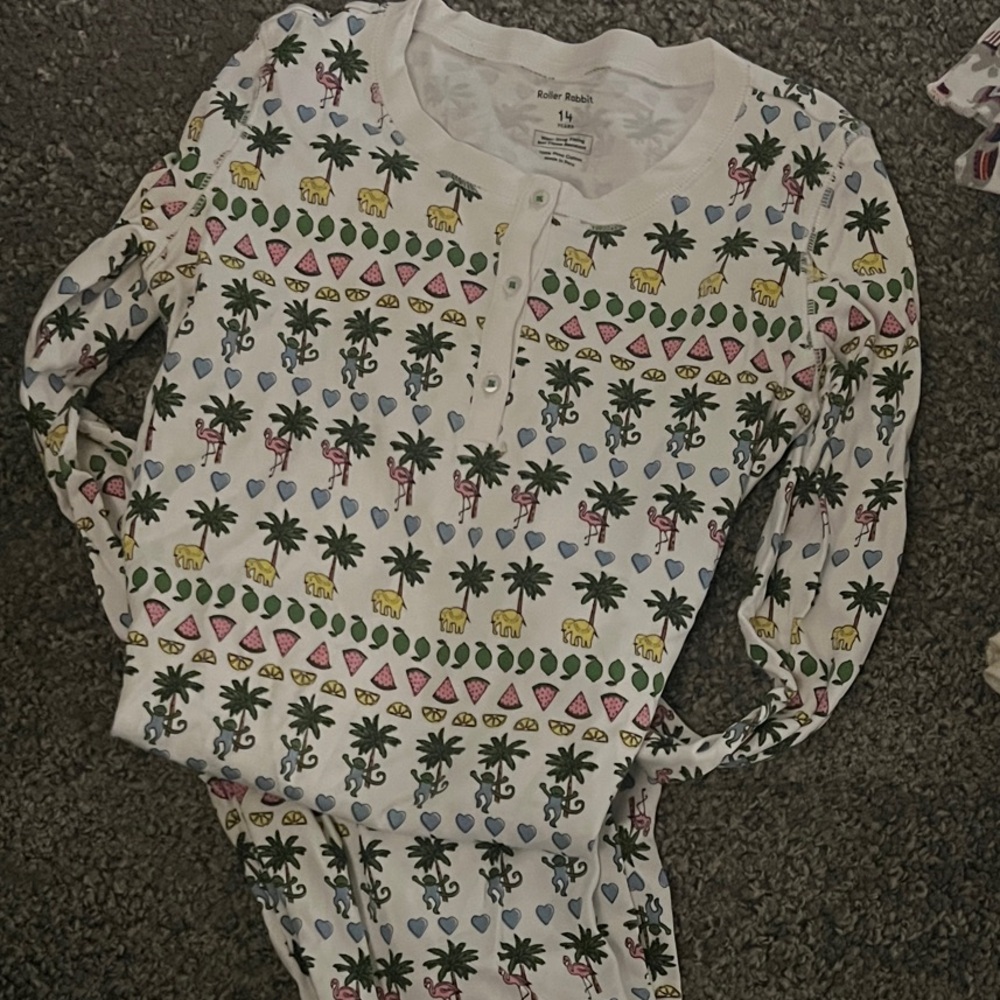 Roller Rabbit White Pajama Set with Tropical Print